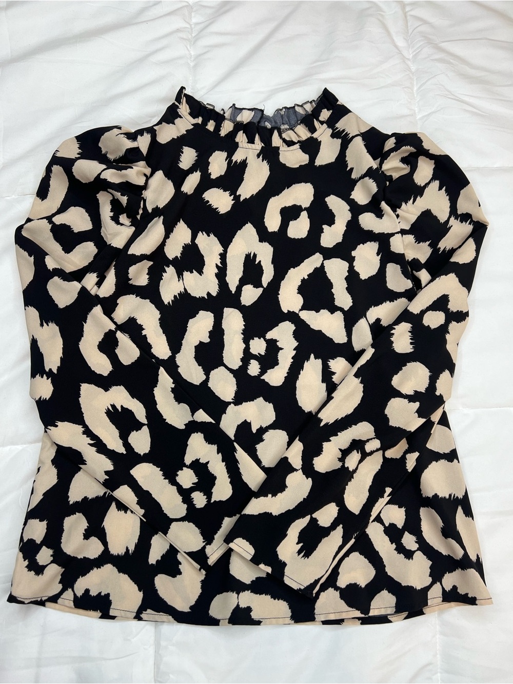 SHEIN Black & Cream Leopard Print Long Sleeve Top